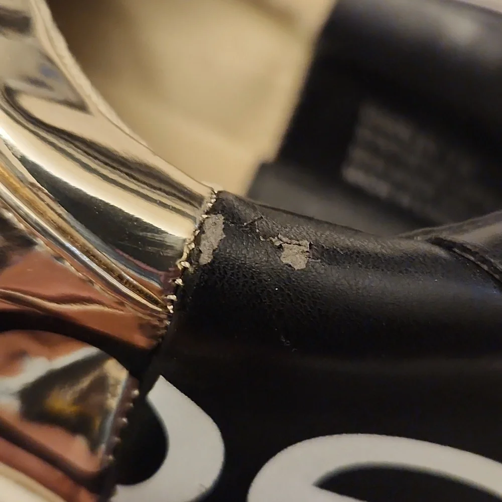 Bebe Gold Metallic Platform Sneakers Size 7.5‎ Black Heel Logo Statement